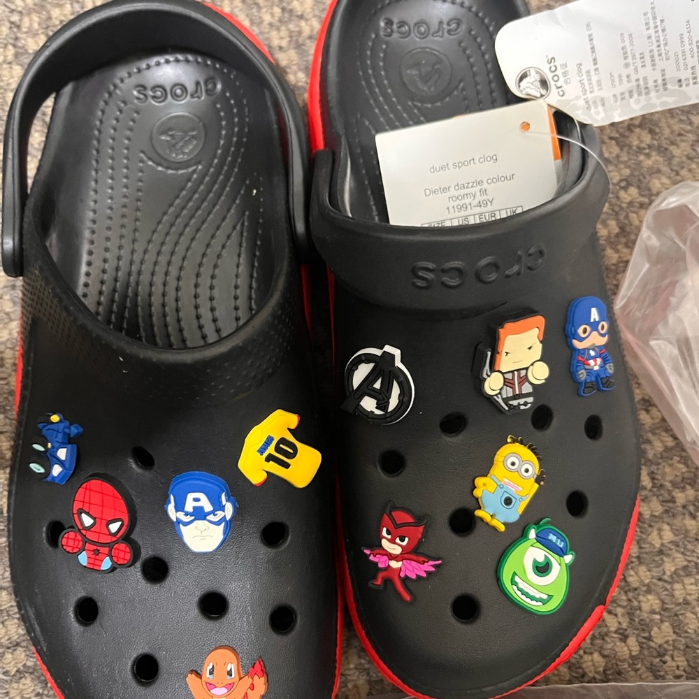 crocs - Picture 3 of 4